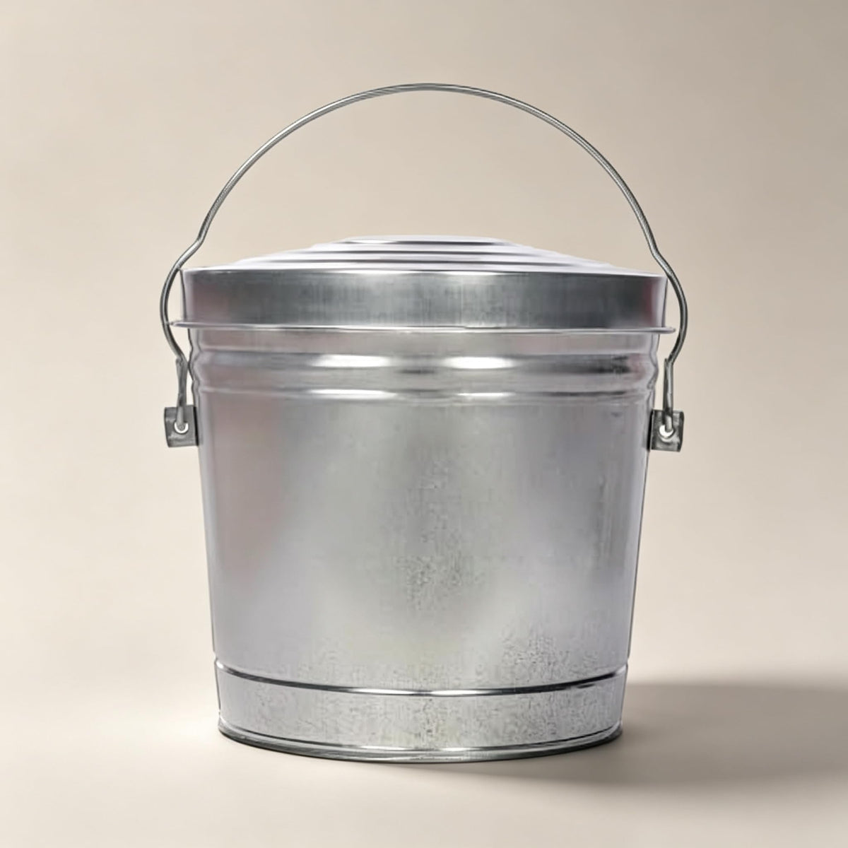 6 Gal Galvanized Metal Bin Locking Lid R80057