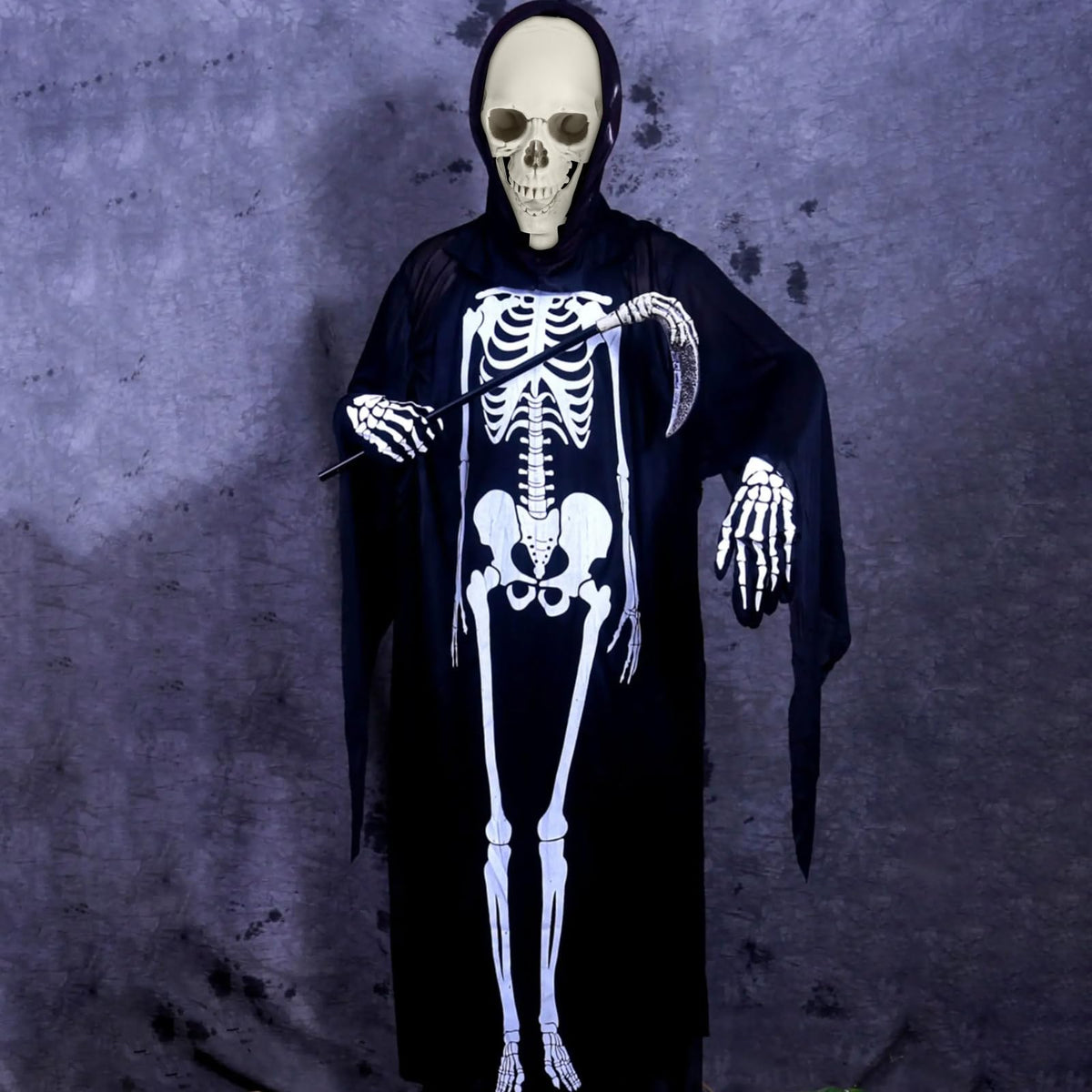5.4ft Posable Plastic Skeleton Q802679