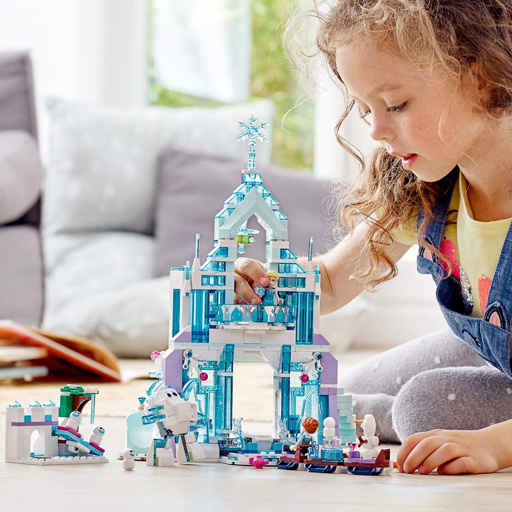 Building Kit with Mini Dolls, 701 Pieces Z7346
