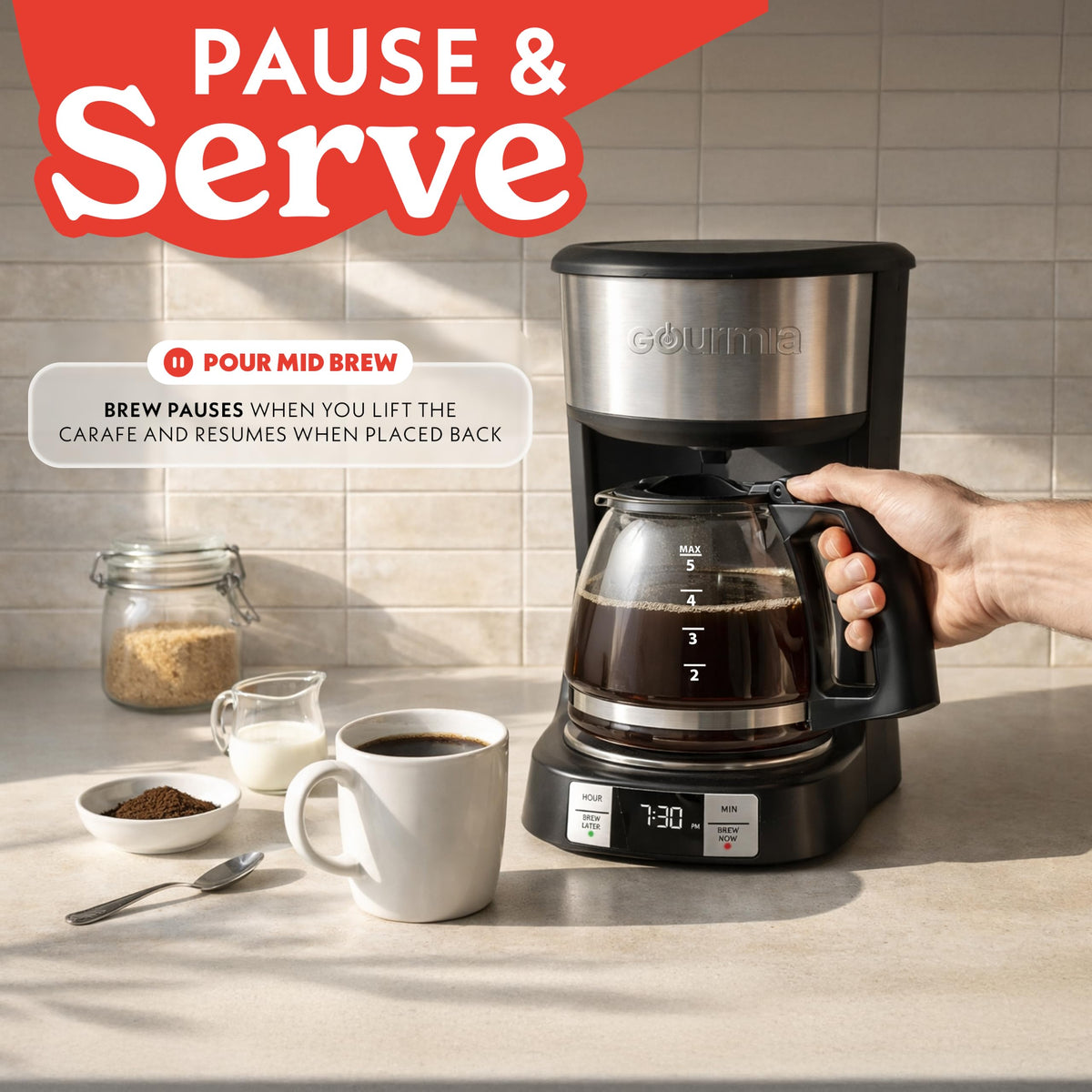 5-Cup Glass Carafe Black Drip Coffee Maker O610