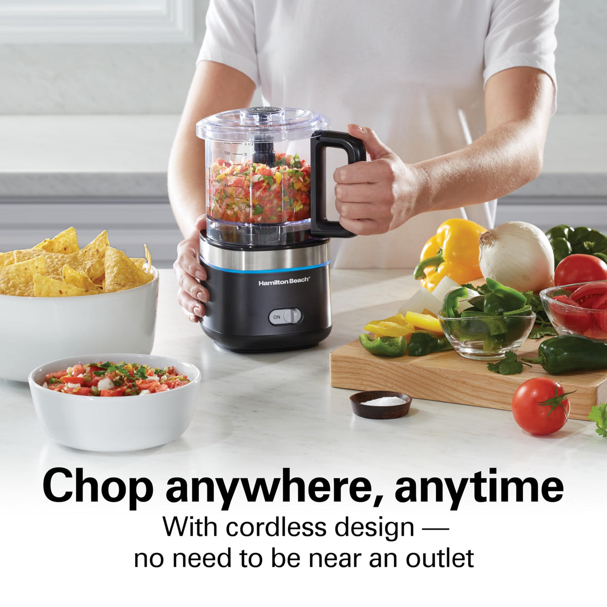 Cordless Mini Food Processor & Vegetable Chopper E389453