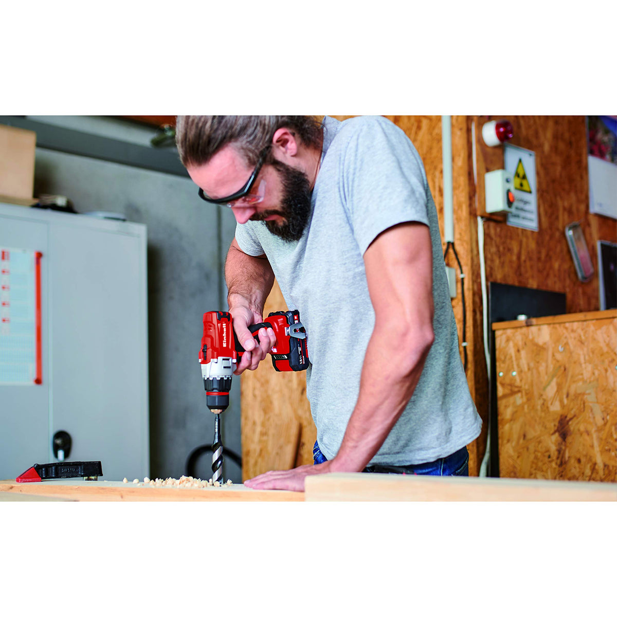 18-Volt 3/8-Inch Cordless Drill Kit with Battery and Charger K337